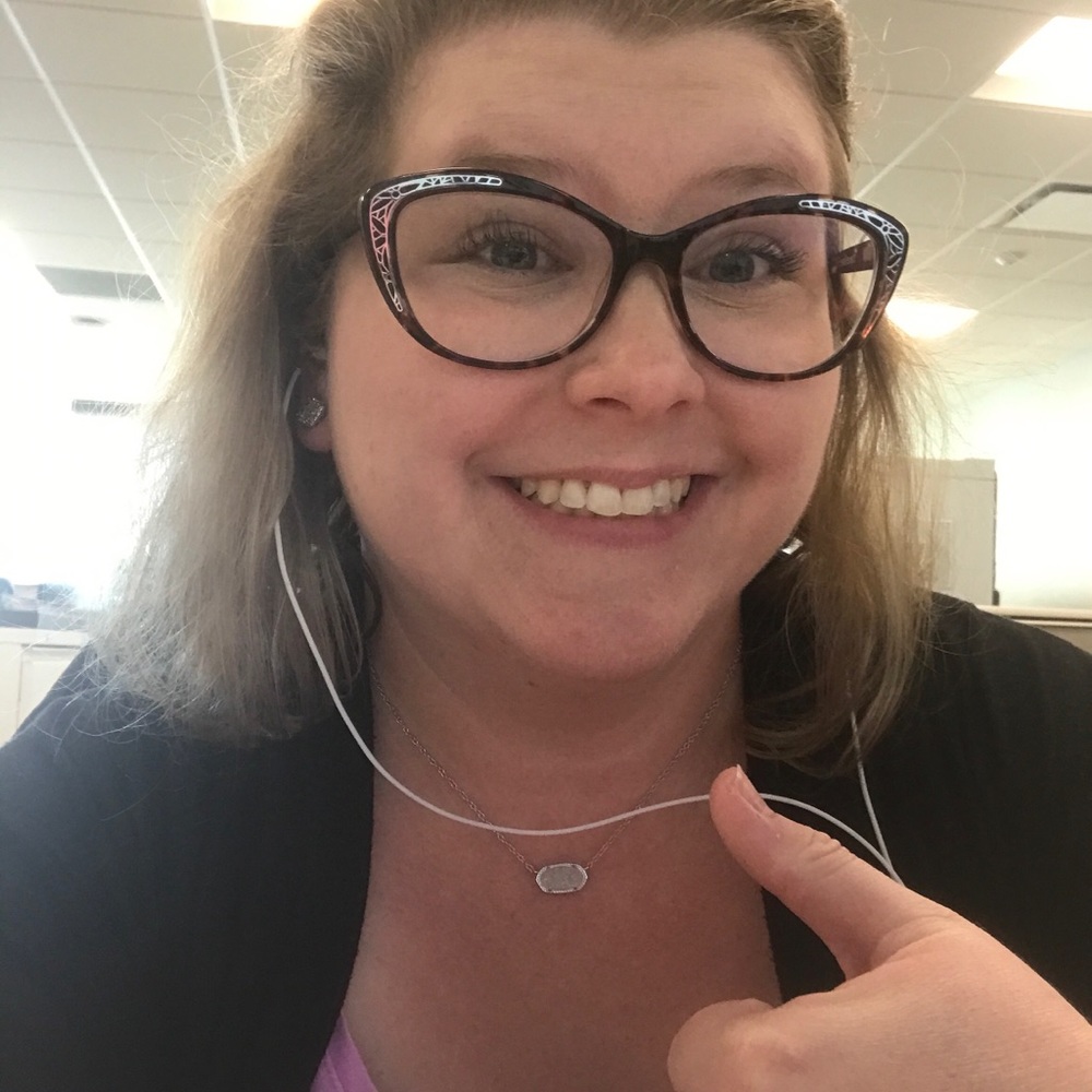 Meet your Posher, Candice